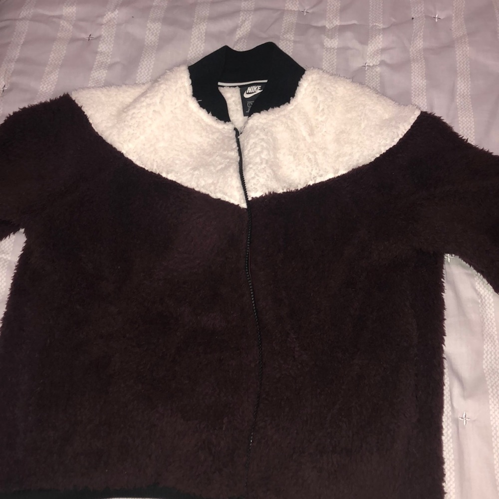Nike sweater